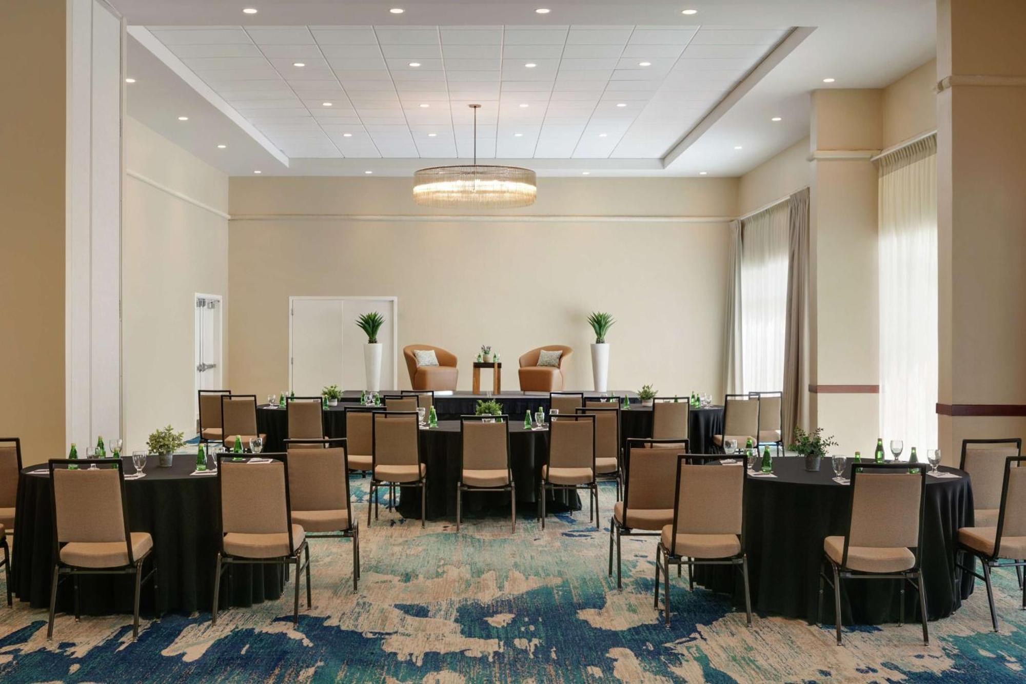 Embassy Suites By Hilton San Juan - Hotel & Casino Kültér fotó